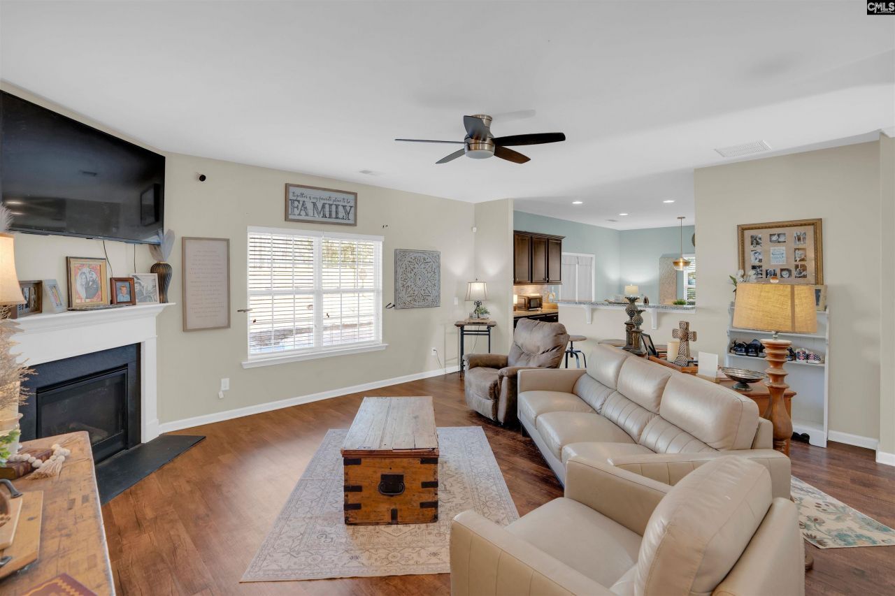 818 Sunseeker Drive Photo 4