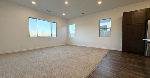 1852 Hogan Peak Street, Carson City, NV 89701 Photo