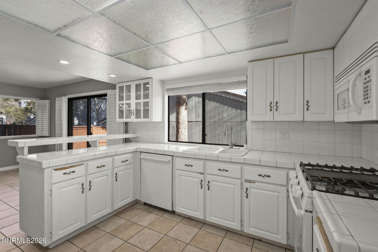 6429 Meadow Valley Lane, Reno, NV 89519 Photo