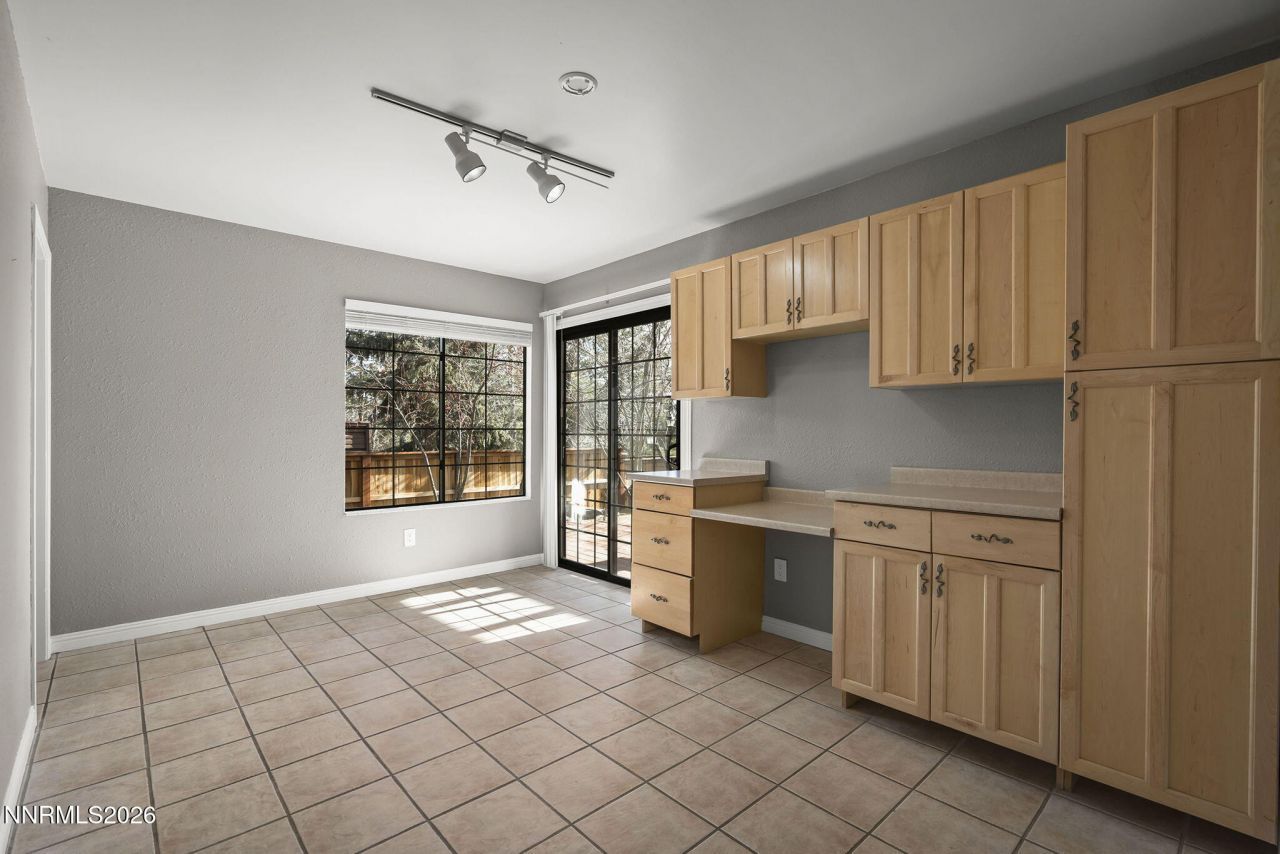 6429 Meadow Valley Lane, Reno, NV 89519 Photo