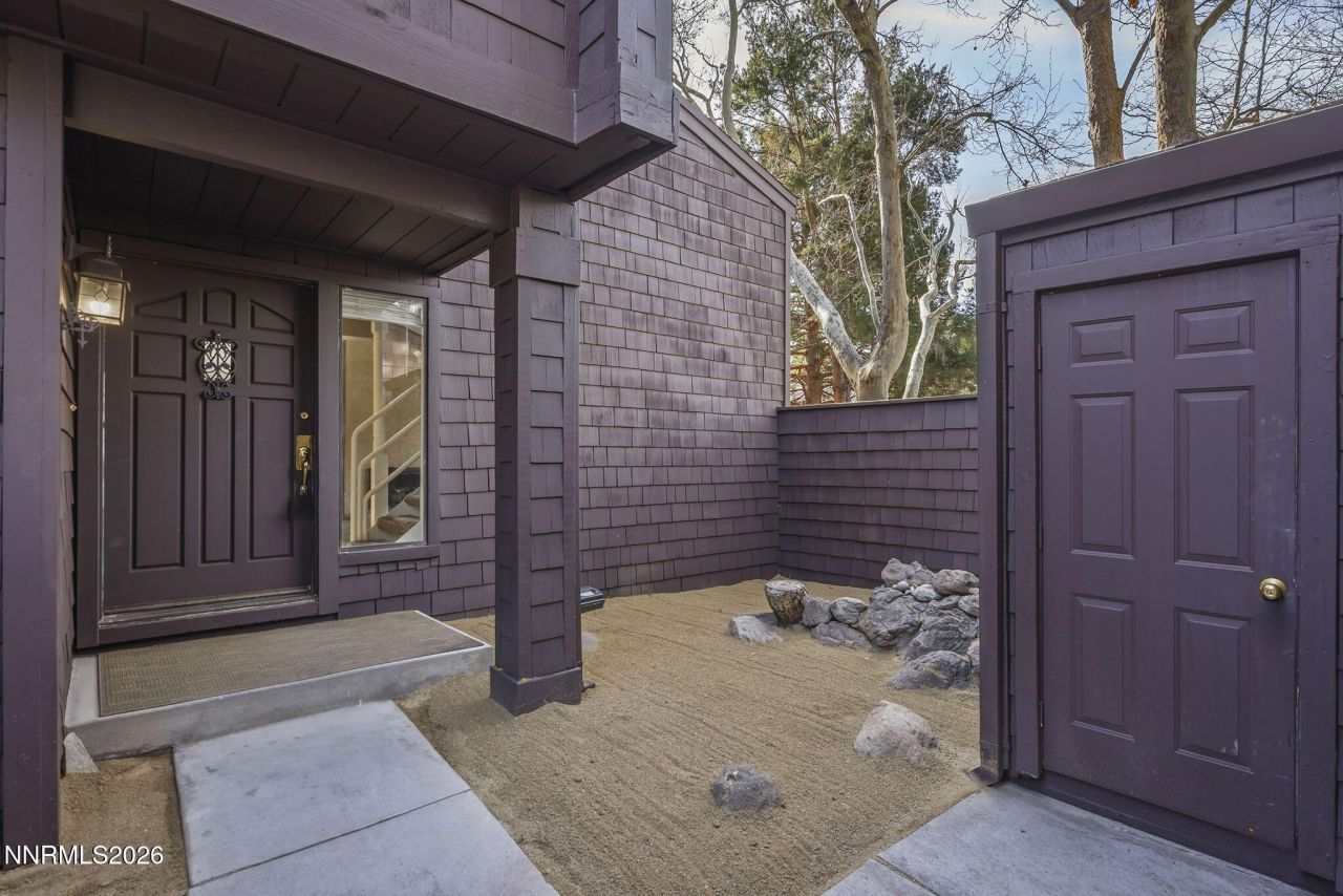 6429 Meadow Valley Lane, Reno, NV 89519 Photo