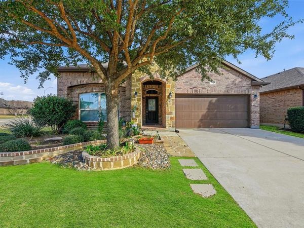 2701 Albatross Lane, Fort Worth, TX 76177