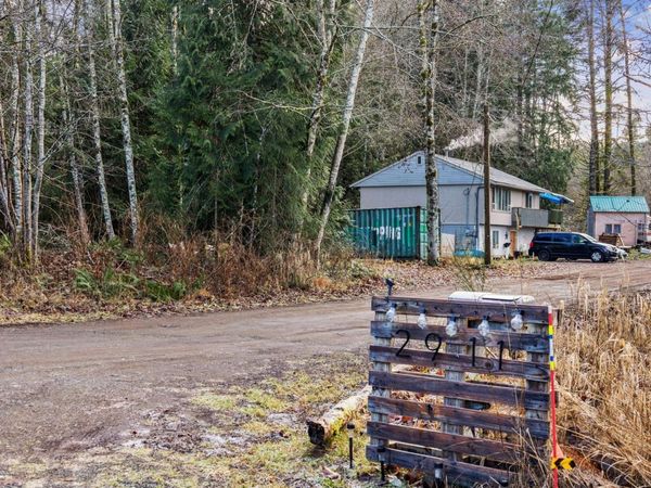 2911 Royston Rd, Cumberland, BC V0R 1S0