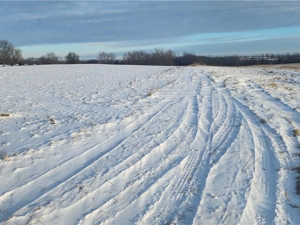 0 NE U Highway, Hamilton, MO 64644