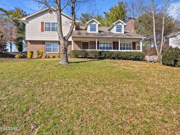 1413 Newcross Rd, Knoxville, TN 37922