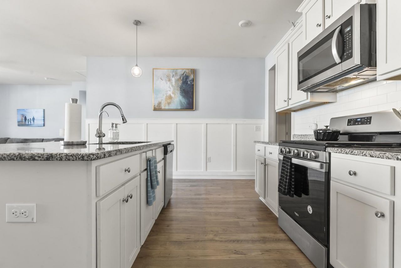 1031 Laurens Mill Dr. Photo 12