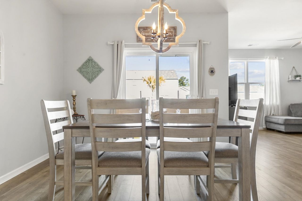 1031 Laurens Mill Dr. Photo 18