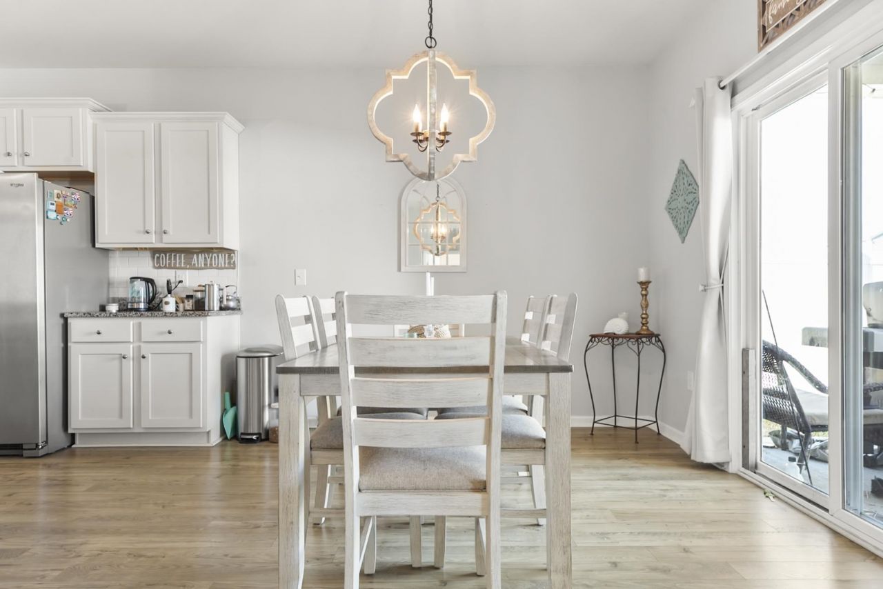 1031 Laurens Mill Dr. Photo 19