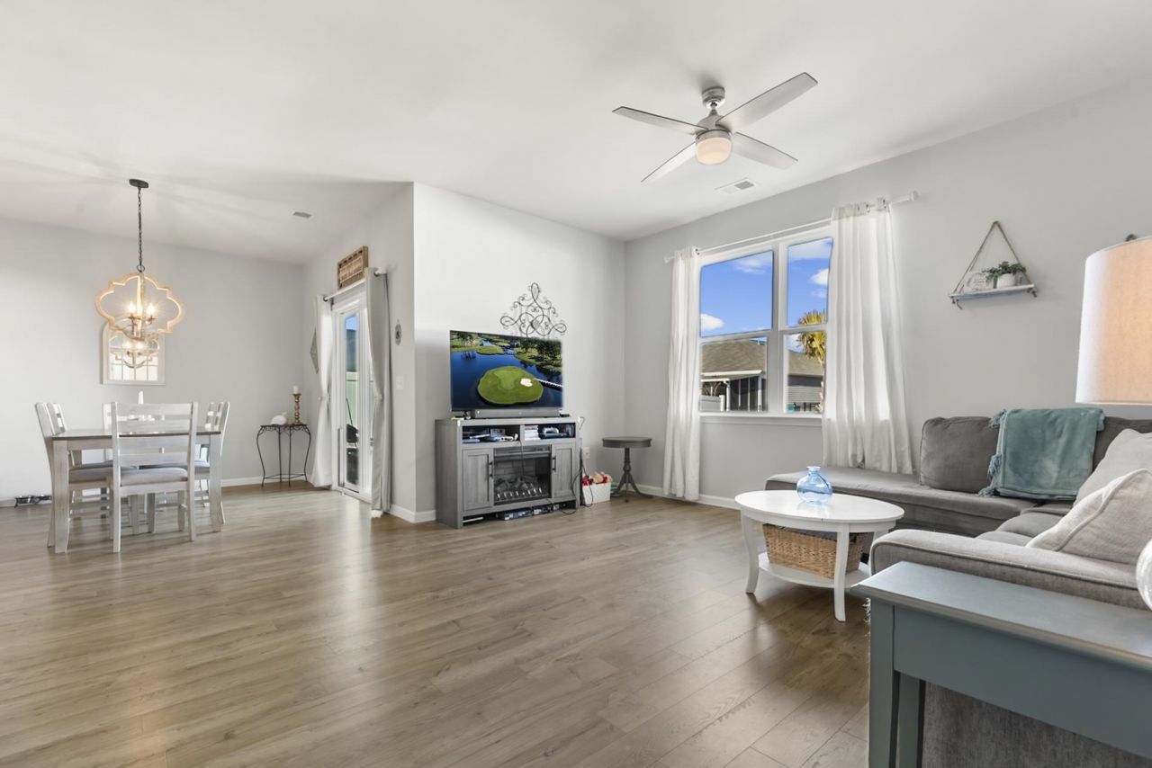 1031 Laurens Mill Dr. Photo 20