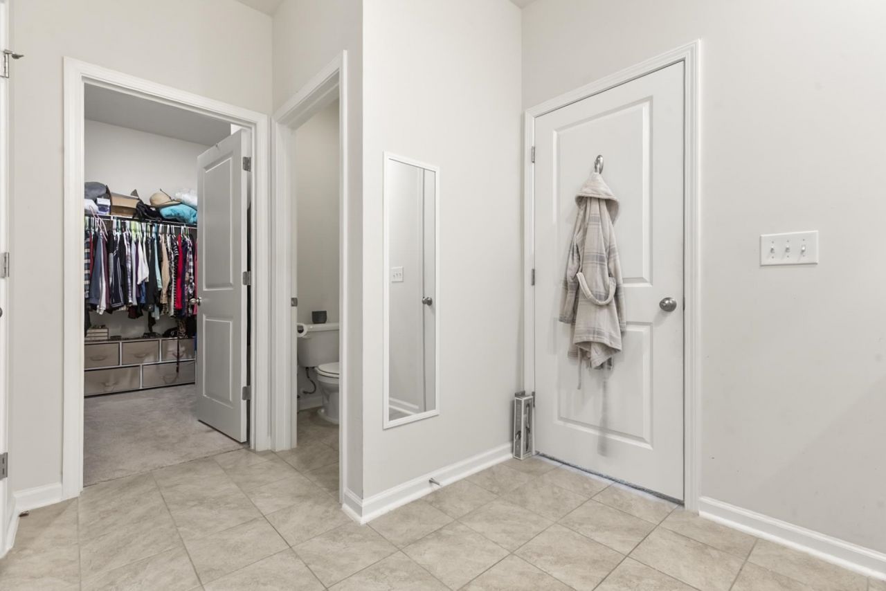 1031 Laurens Mill Dr. Photo 26