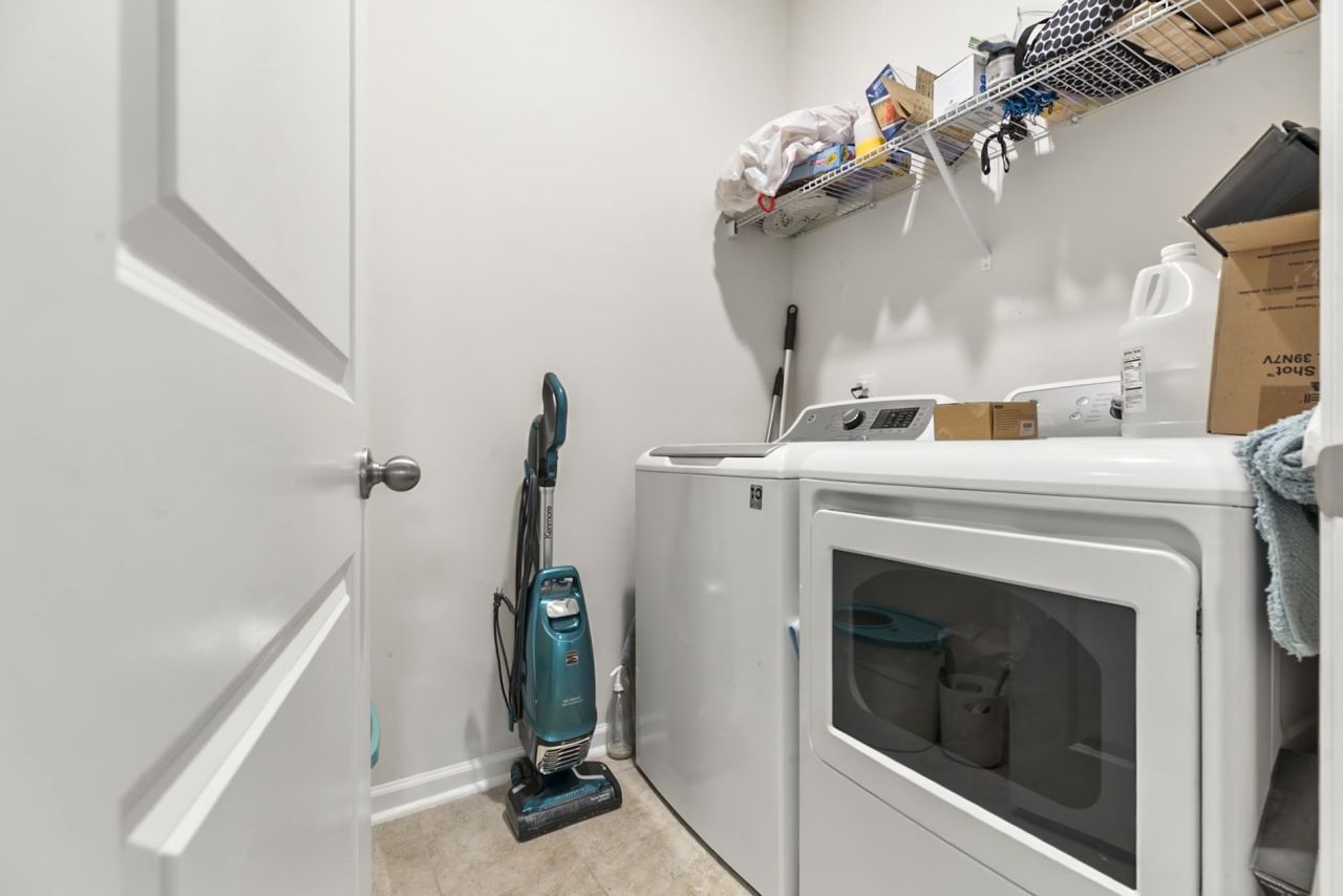 1031 Laurens Mill Dr. Photo 31