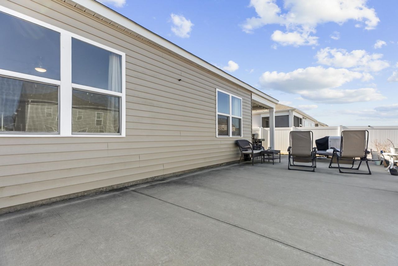 1031 Laurens Mill Dr. Photo 9