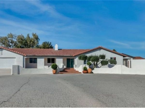 9130 Belcastro Street, Las Vegas, NV 89113