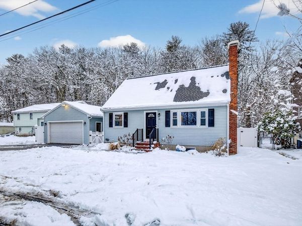 21 Woodside Road, Billerica, MA 01862