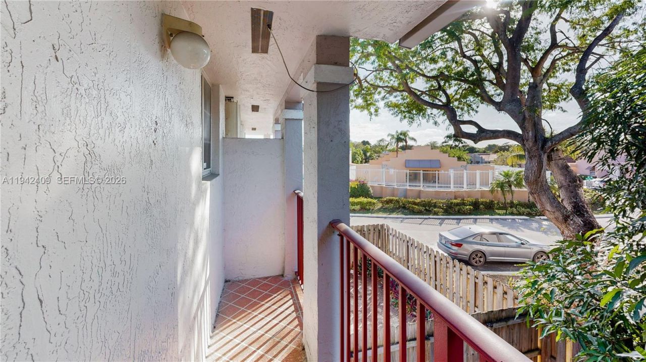 10210 SW 154th Pl, Unit 111-8, Miami, FL 33196 Photo
