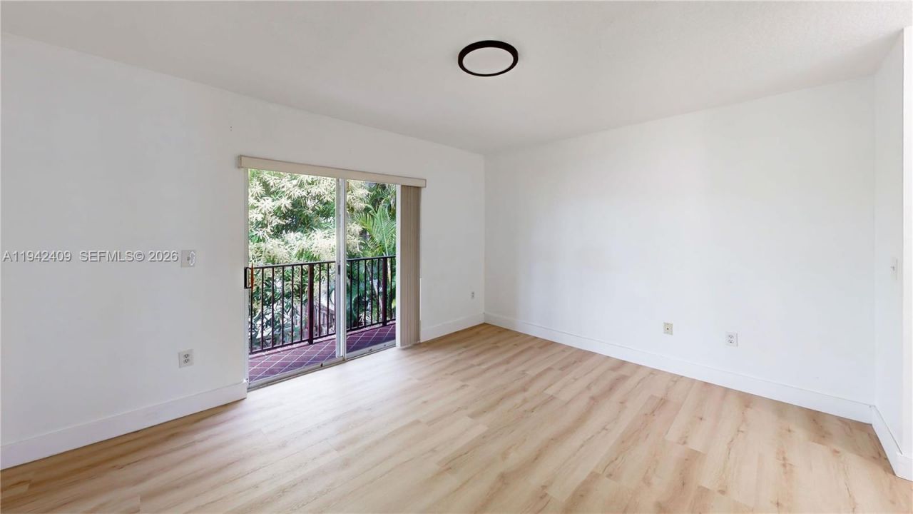 10210 SW 154th Pl, Unit 111-8, Miami, FL 33196 Photo