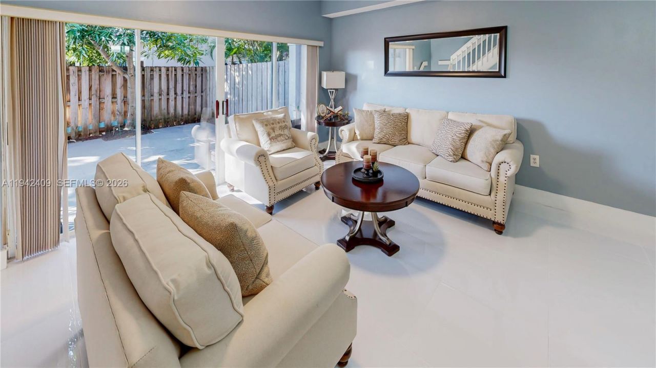 10210 SW 154th Pl, Unit 111-8, Miami, FL 33196 Photo