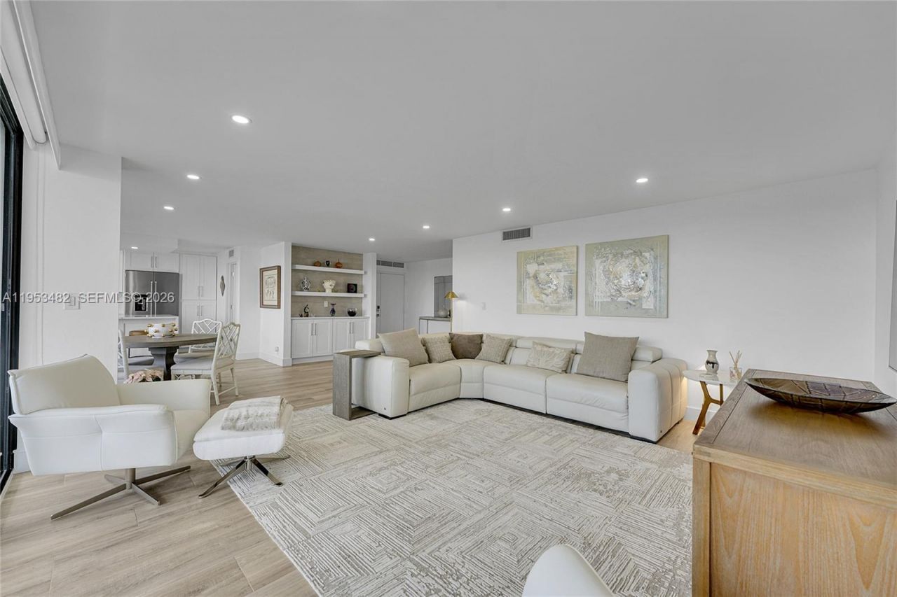 936 Intracoastal Dr, Unit 7G, Fort Lauderdale, FL 33304 Photo