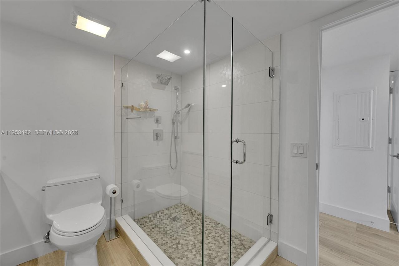 936 Intracoastal Dr, Unit 7G, Fort Lauderdale, FL 33304 Photo