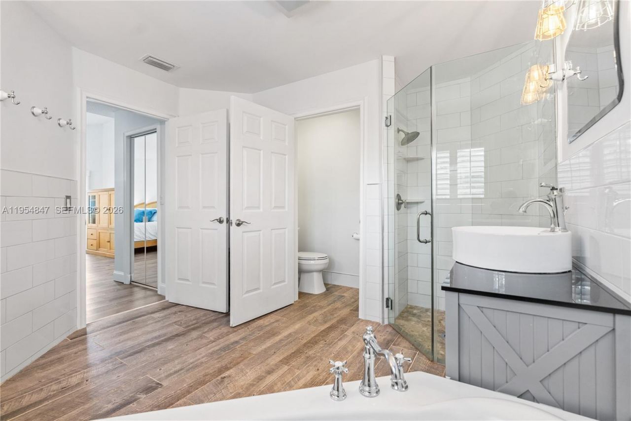 1024 NW 184th Way, Pembroke Pines, FL 33029 Photo