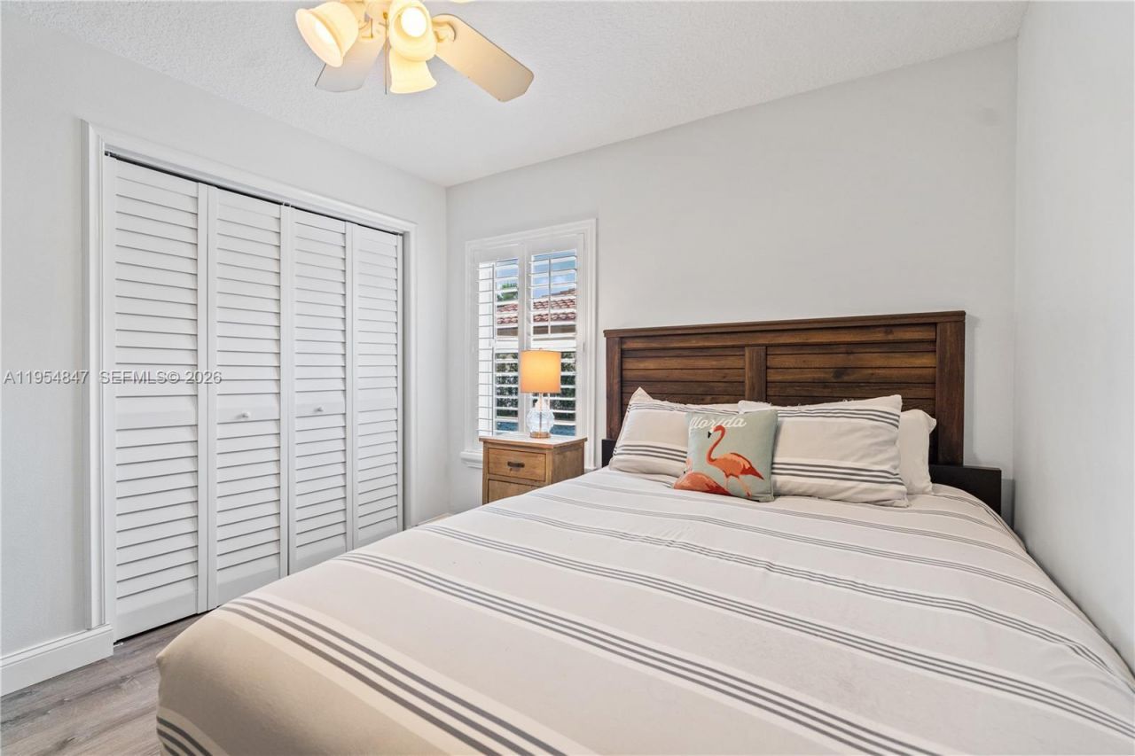 1024 NW 184th Way, Pembroke Pines, FL 33029 Photo