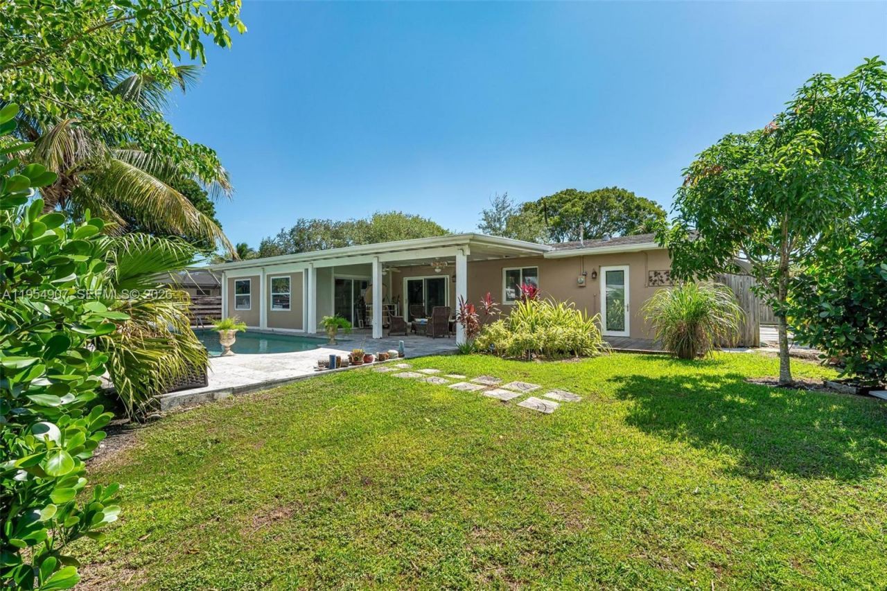 8761 Ridgeland Dr, Cutler Bay, FL 33157 Photo