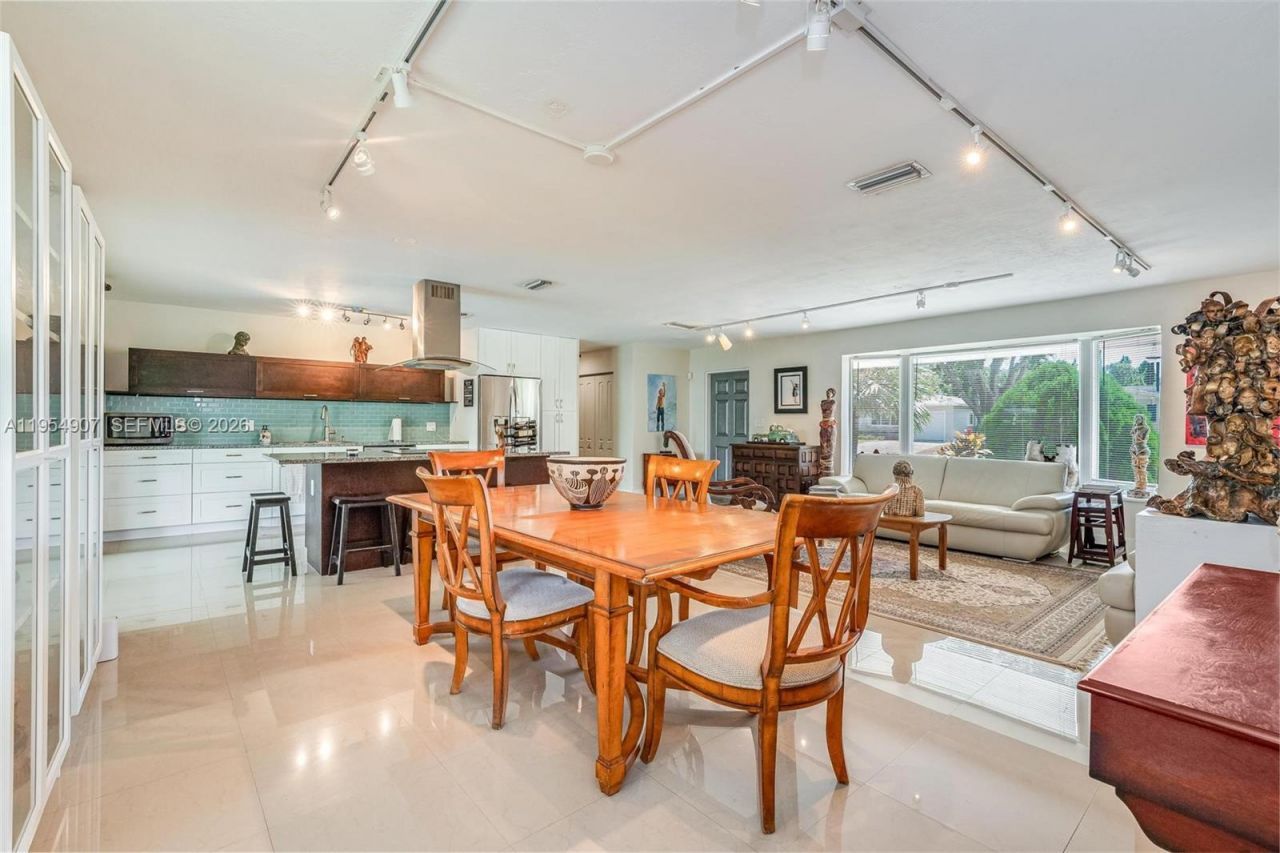 8761 Ridgeland Dr, Cutler Bay, FL 33157 Photo