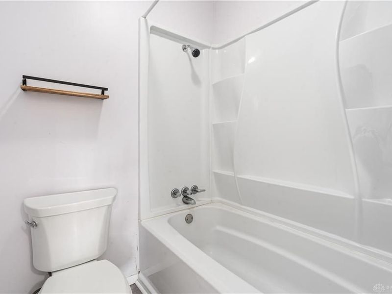 6484 Quintessa Court, Dayton, OH 45449 Photo 24