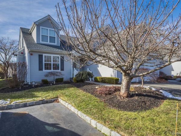 38 Gettysburg Drive, Port Jefferson Station, NY 11776