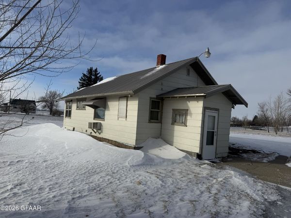 15505 CO RD 9, Drayton, ND 58225