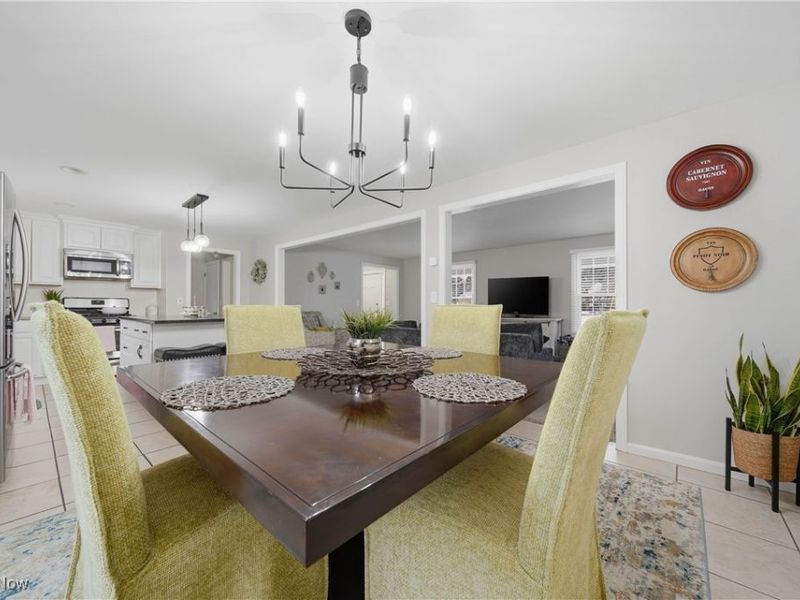 762 Summit Circle SE, North Canton, OH 44720 Photo 10