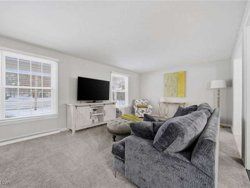 762 Summit Circle SE, North Canton, OH 44720 Photo 6