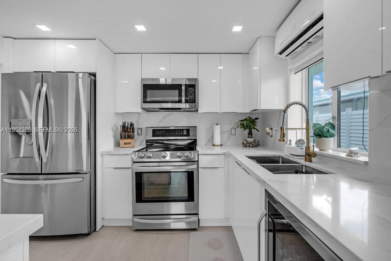 125 Gardenia St, Plantation Key, FL 33070 Photo