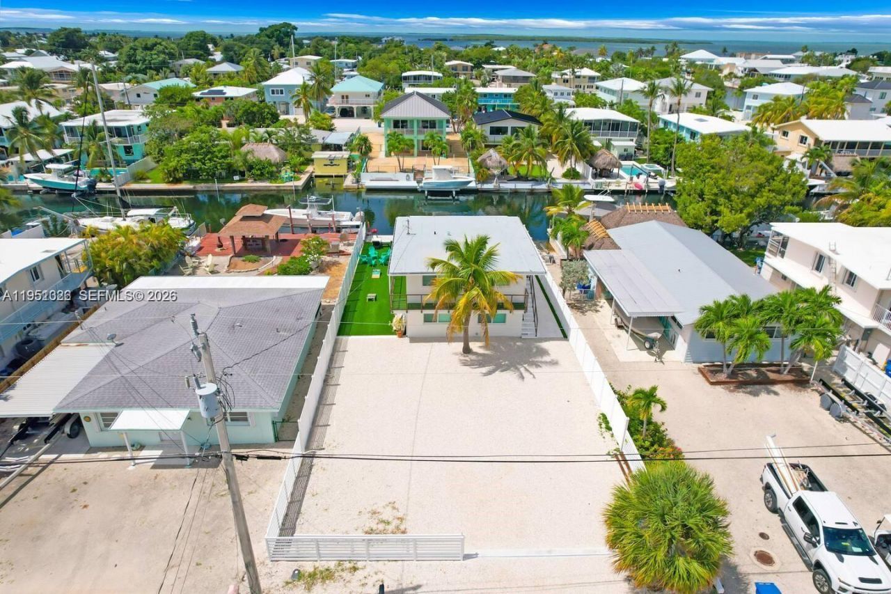 125 Gardenia St, Plantation Key, FL 33070 Photo