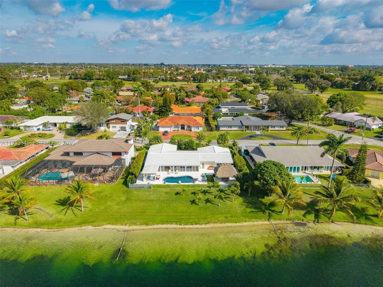 6830 Winged Foot Dr, Hialeah, FL 33015 Photo