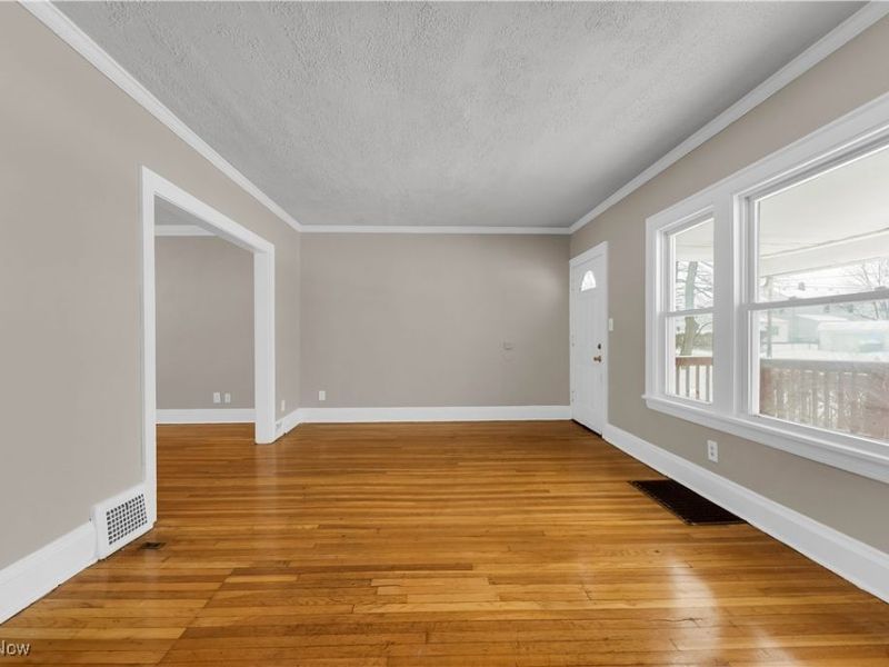 1599 Felton Road, Euclid, OH 44121 Photo 9