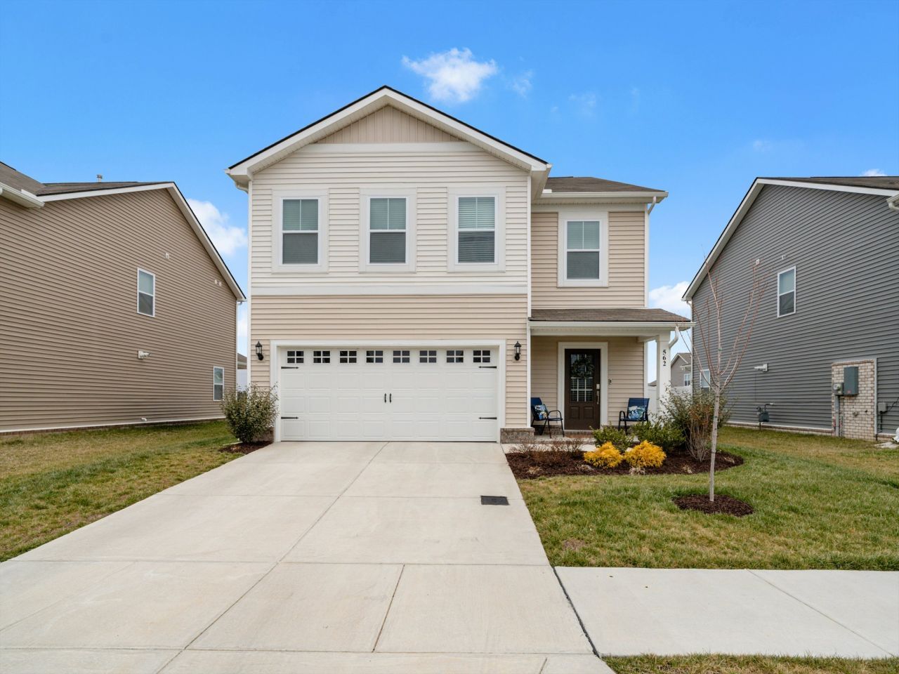 562 Torrey Pines Ln, Lebanon, TN 37087 Main Photo