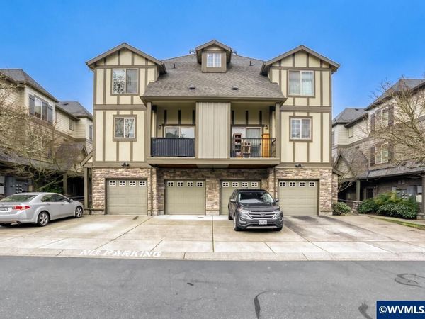 856 NE wheelock Pl, Hillsboro, OR 97006