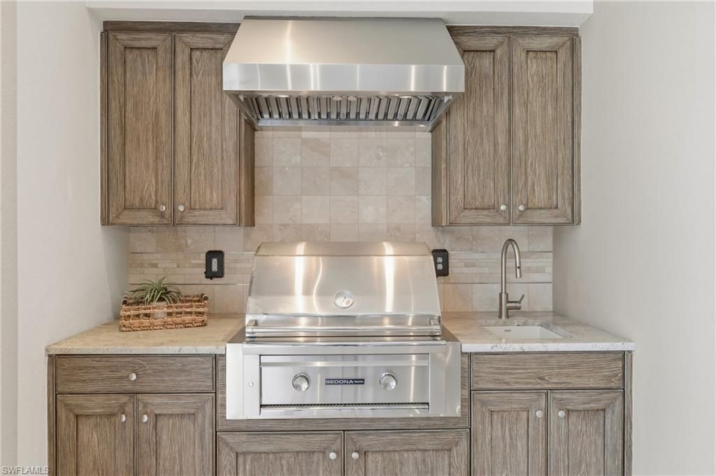 11821 Via Cassina Ct, Miromar Lakes, FL 33913 Photo