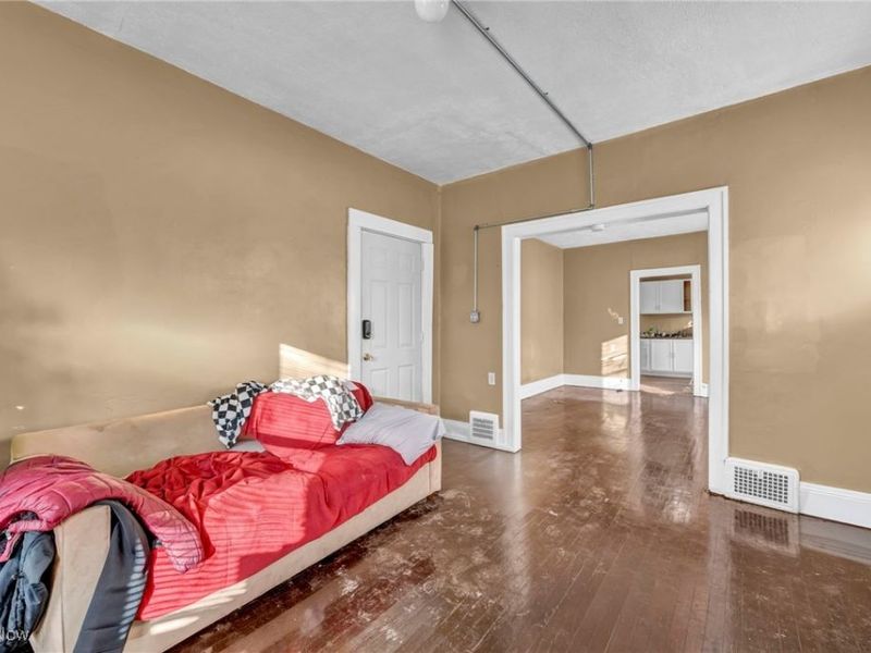 3423 E 140th Street, Cleveland, OH 44120 Photo 15