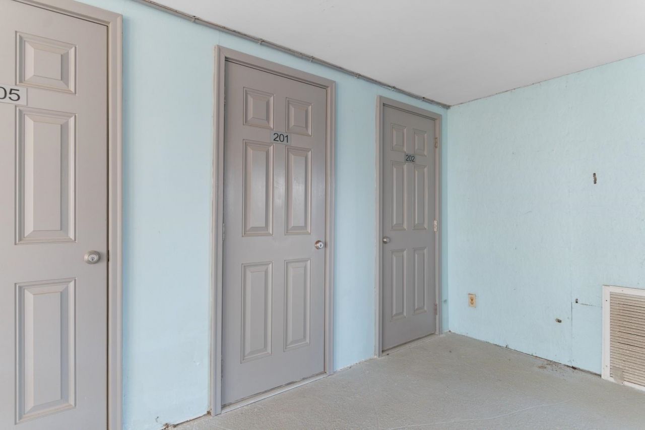 1011 S Ocean Blvd. Photo 23