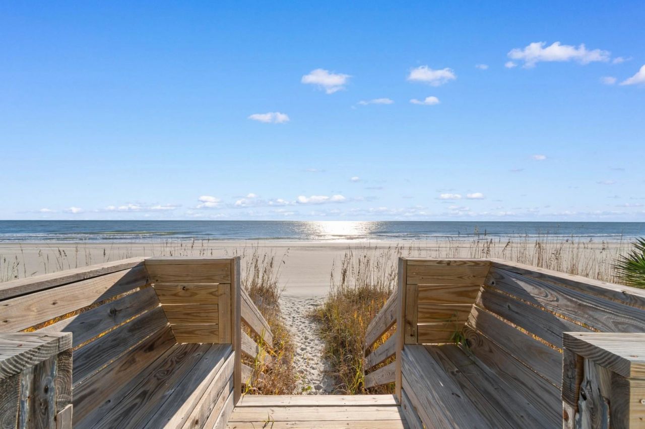 1011 S Ocean Blvd. Photo 34