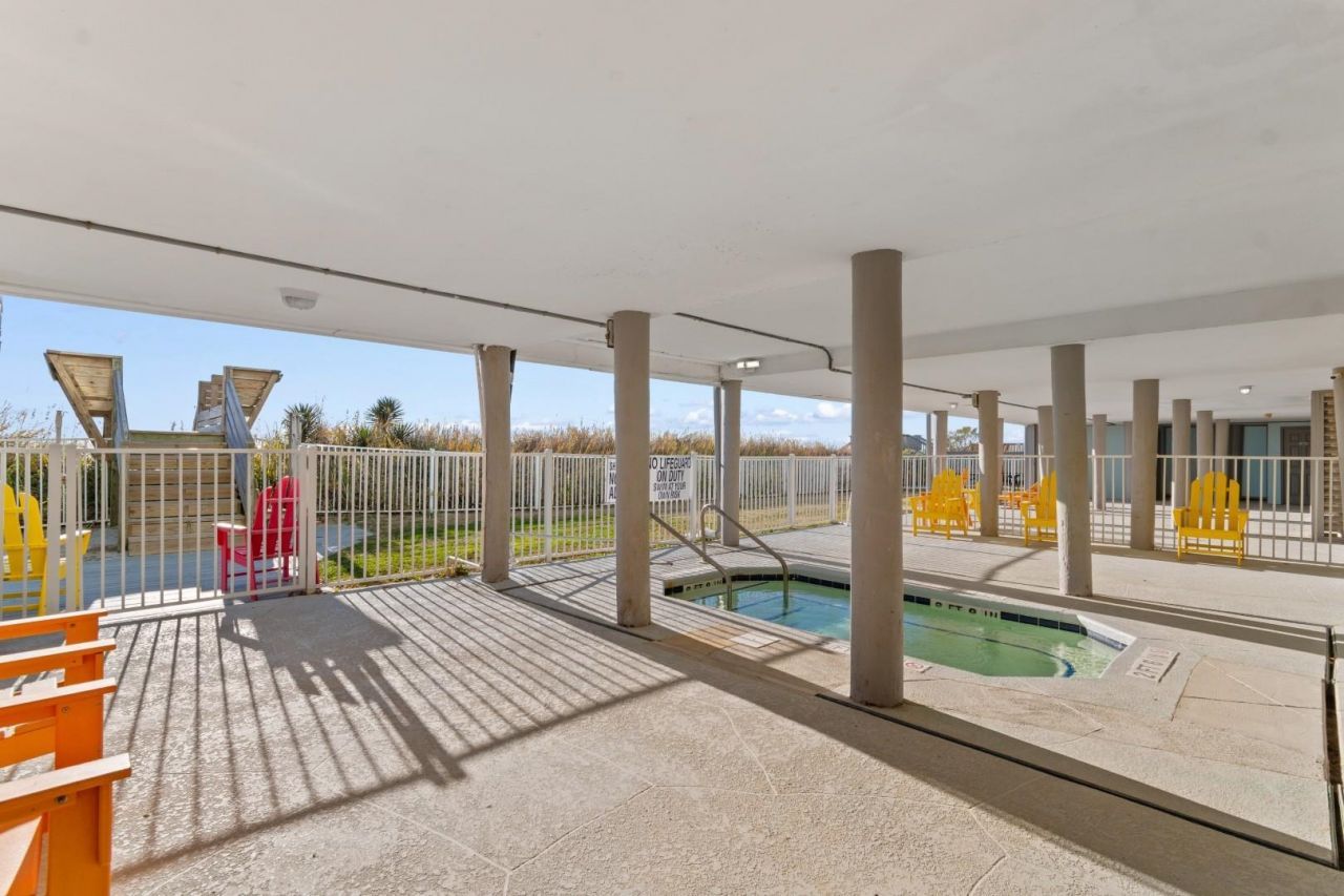 1011 S Ocean Blvd. Photo 35