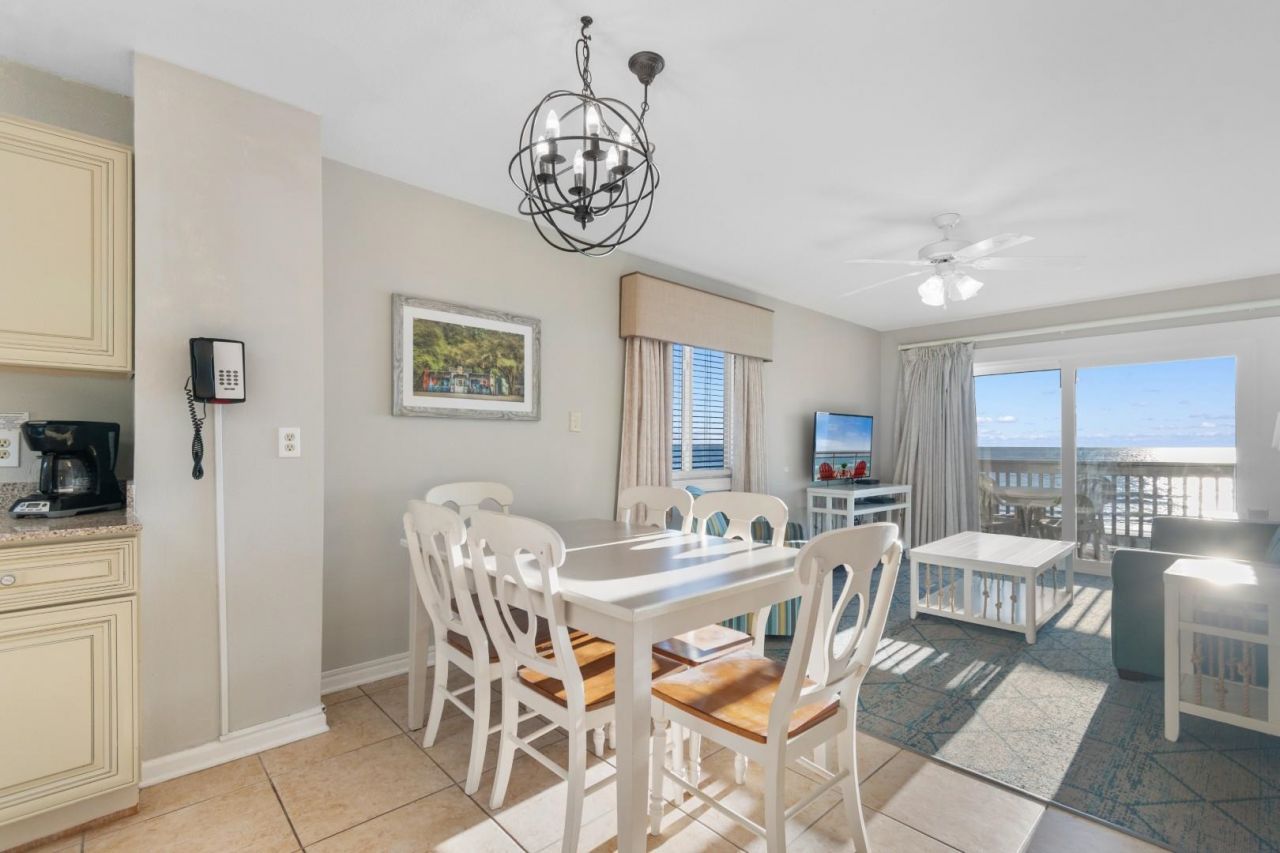 1011 S Ocean Blvd. Photo 8