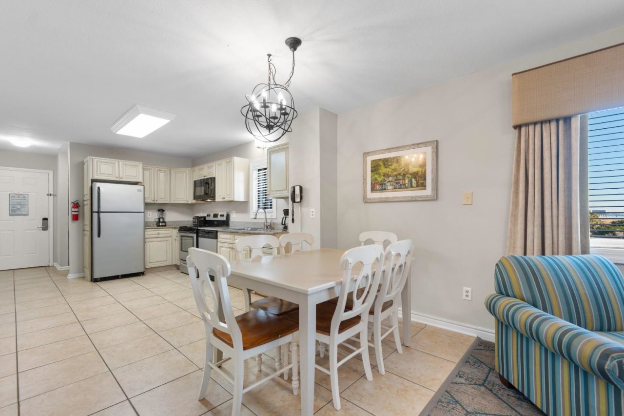 1011 S Ocean Blvd. Photo 9