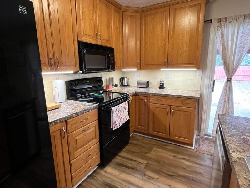 542 Douglas Drive, Circleville, OH 43113 Photo 9