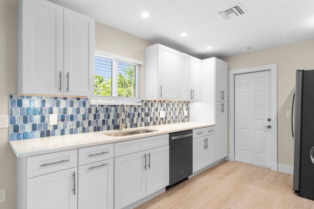 918 Schumann Drive, Sebastian, FL 32958 Photo