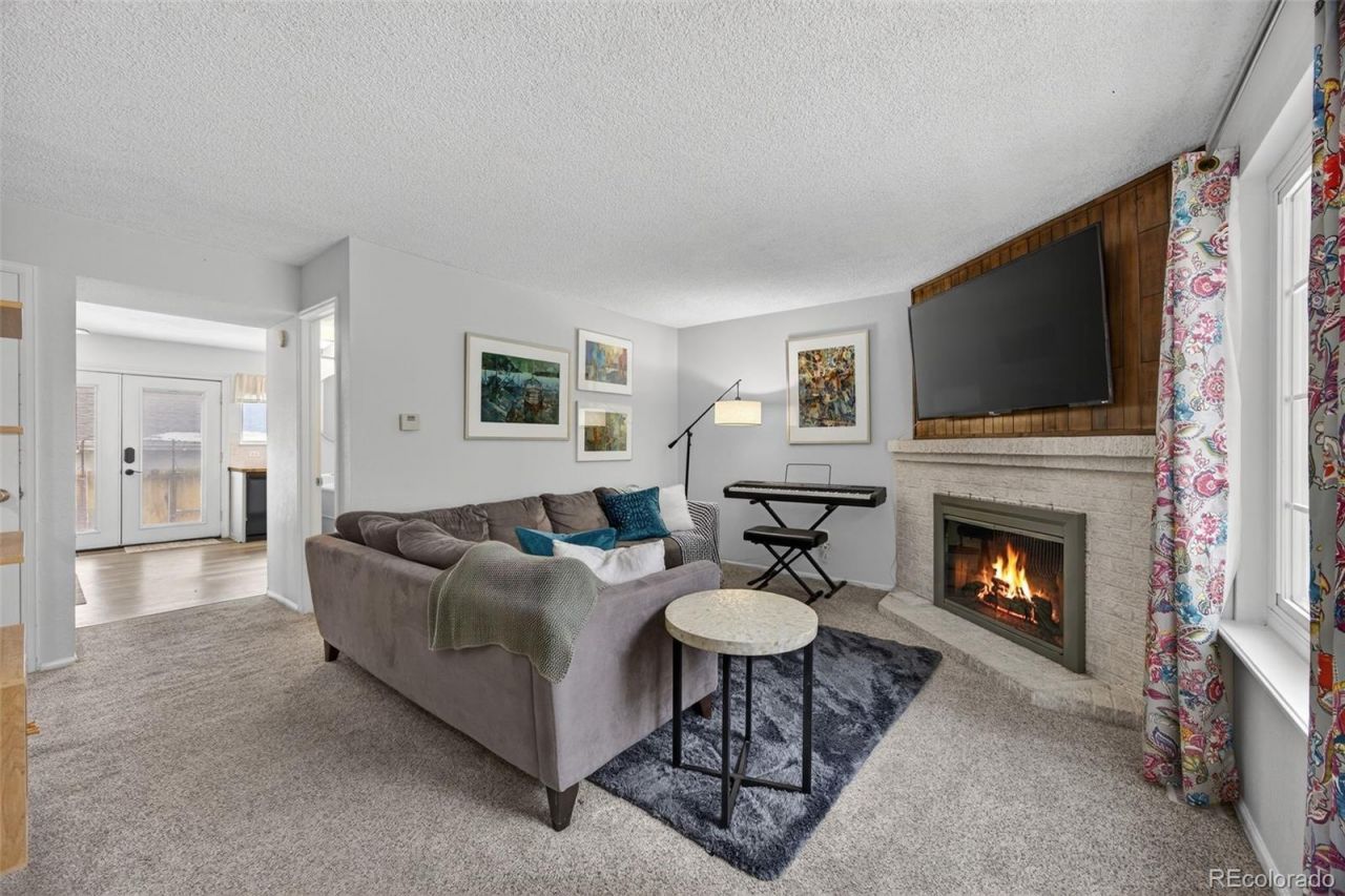 4221 S Mobile Circle, Unit A, Aurora, CO 80013 Main Photo