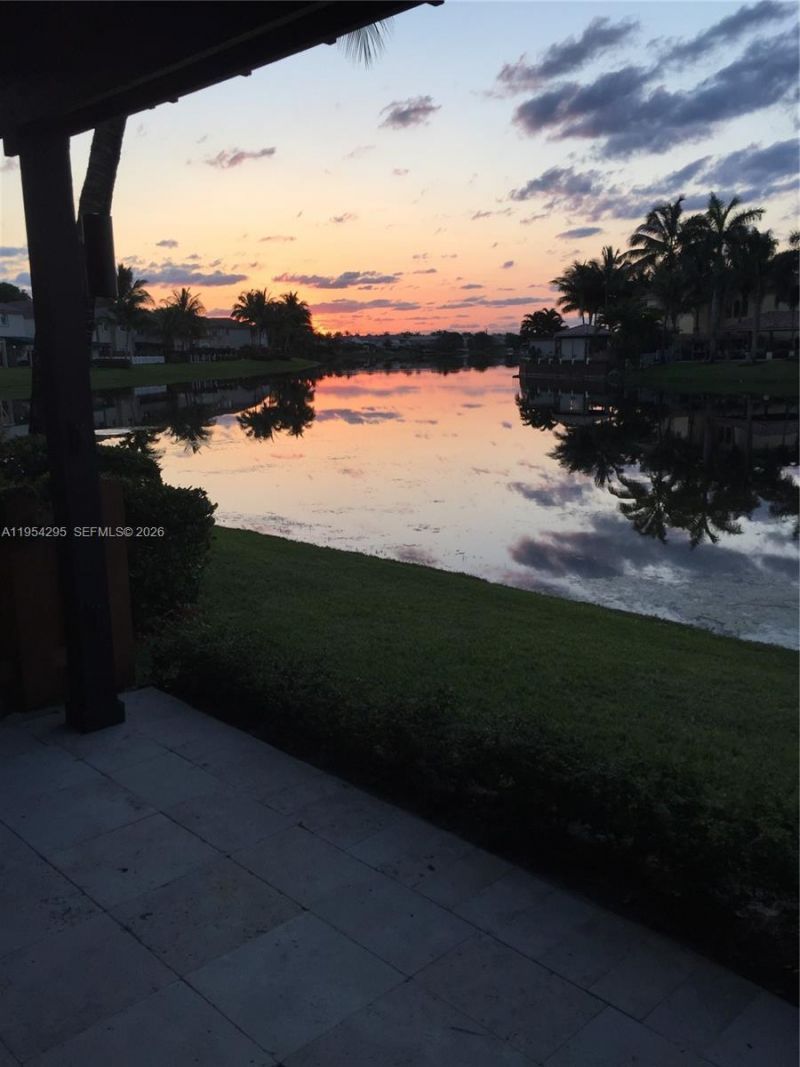 7233 NW 113th Ct, Doral, FL 33178 Photo