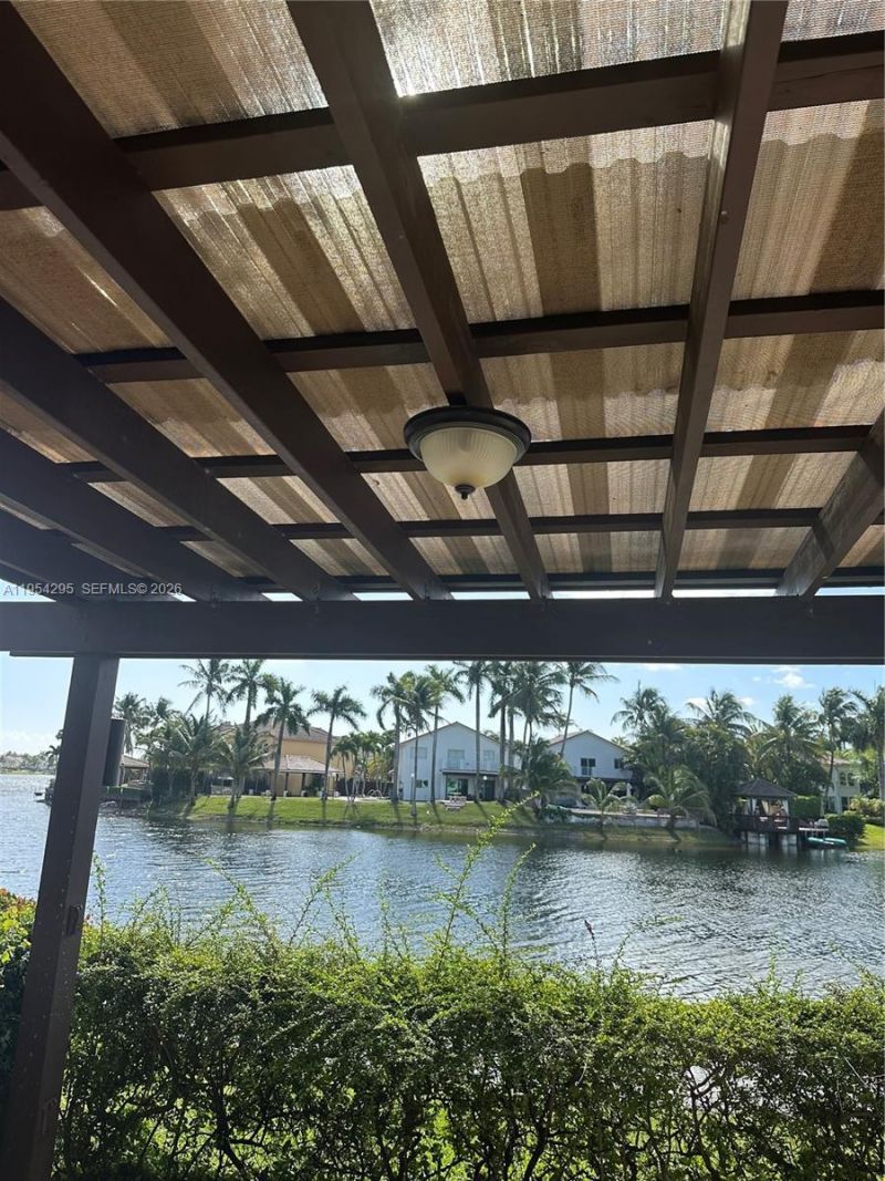 7233 NW 113th Ct, Doral, FL 33178 Photo